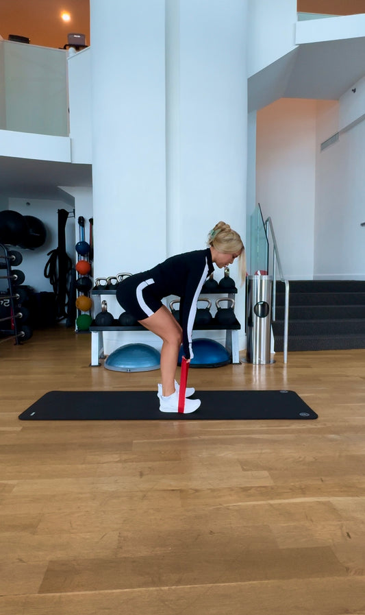 Grab A Mini Band And Fire Up Your Legs And Glutes! πππ»