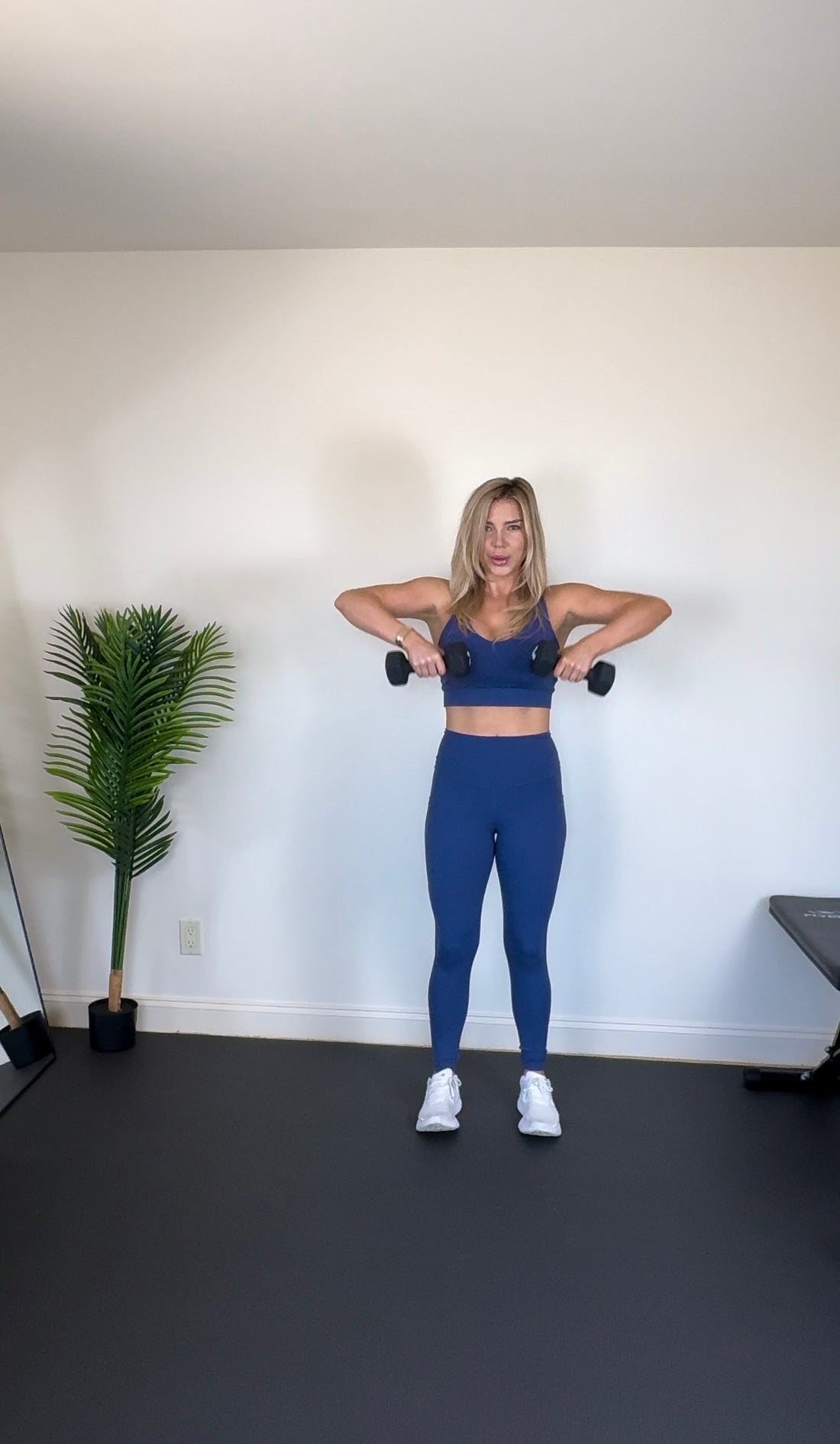 Full Body Combination Workout With Dumbbells 🏋🏼‍♀️😅