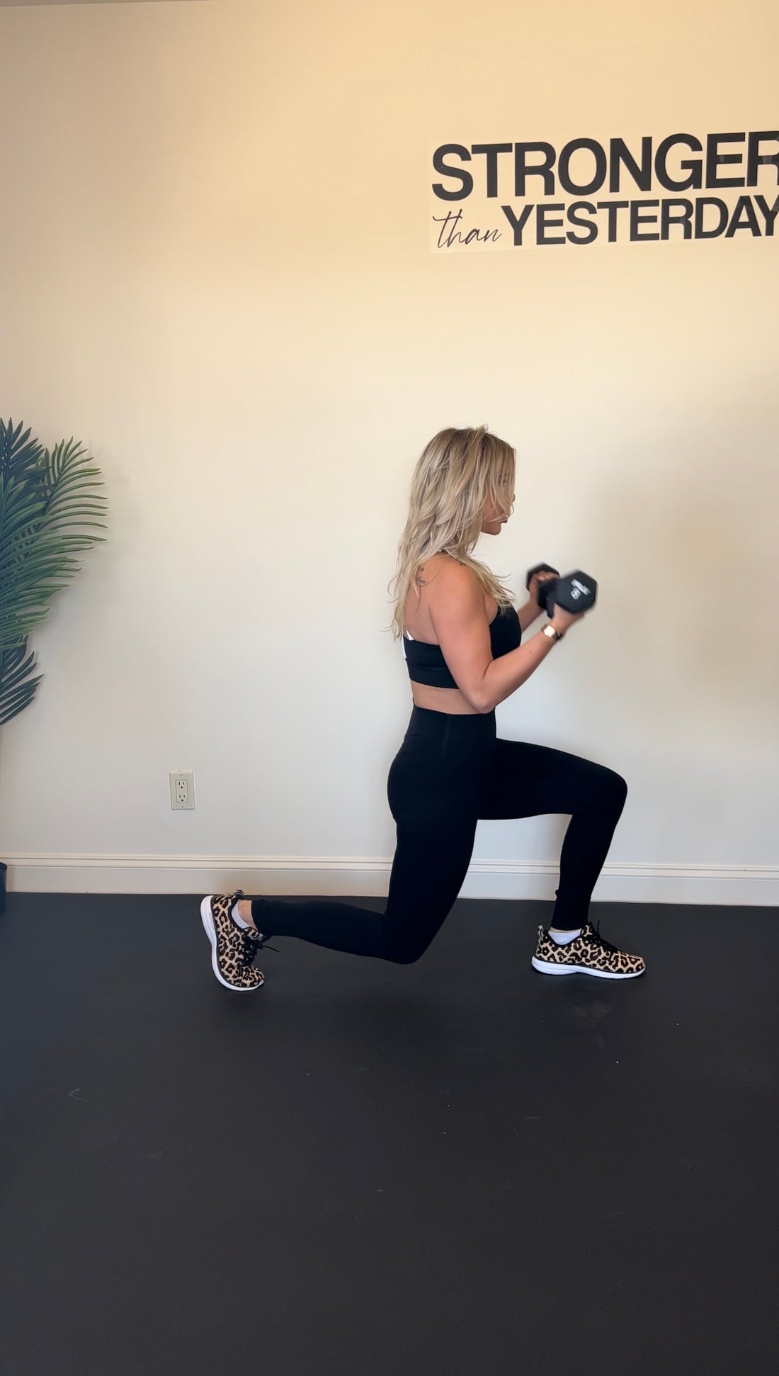 Wellness Wednesday Workout Using Dumbbells Only! 🏋🏼‍♀️