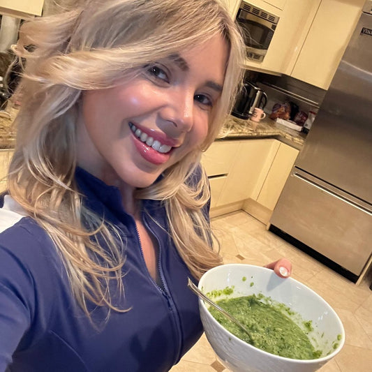 Healthy And Delicious Broccoli And Cheddar Soup 🥦🧀